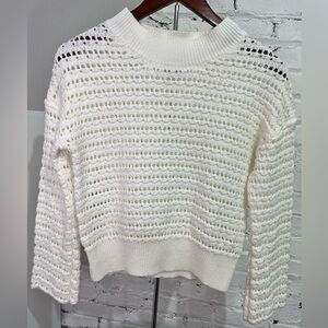 Evereve Creamy White Crochet Knit Cropped Loose fit Sweater XS Cotton Blend